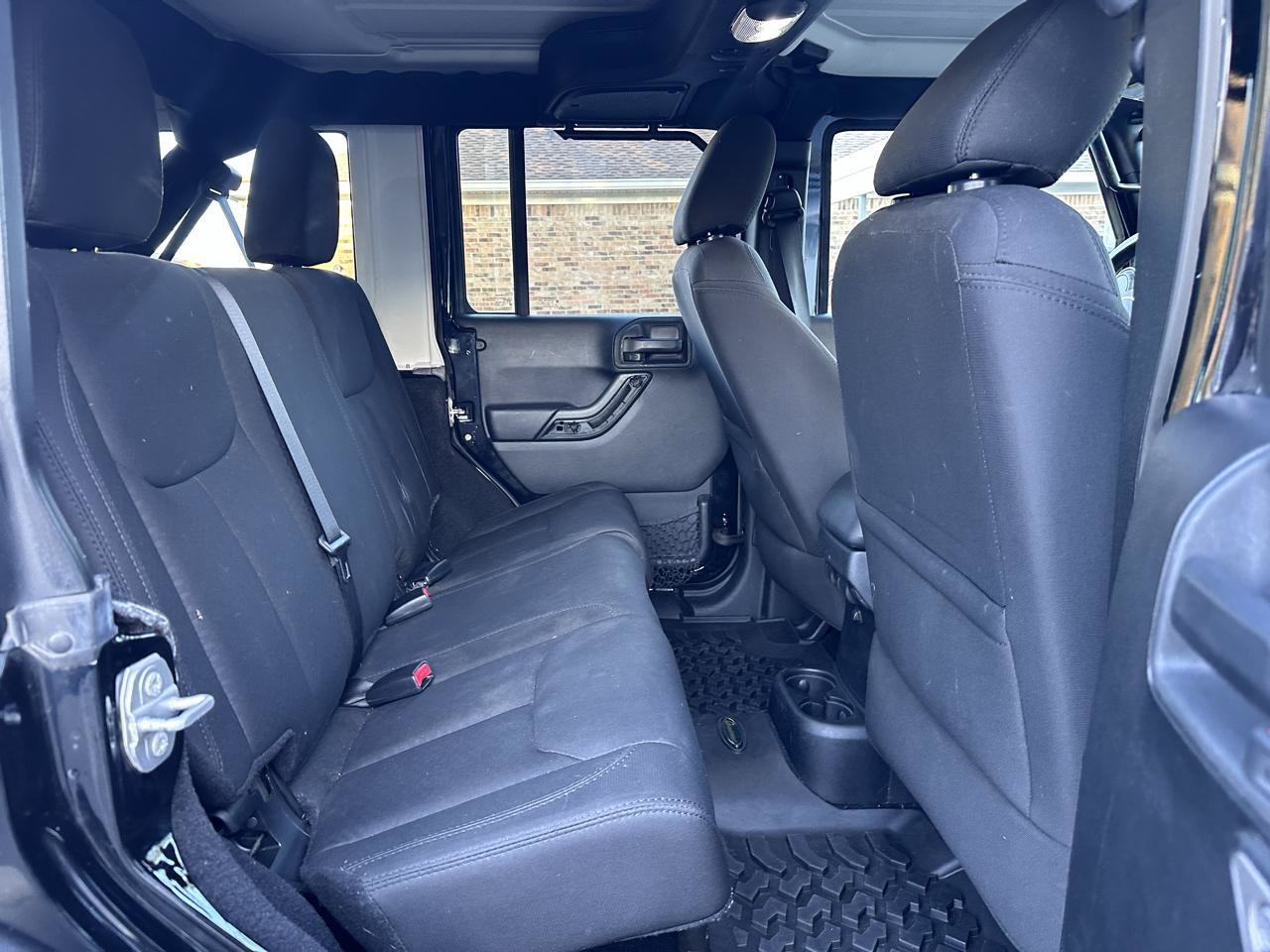 Used 2015 Jeep Wrangler Unlimited Sport w/ Quick Order Package 24S AWD/4WD image 20