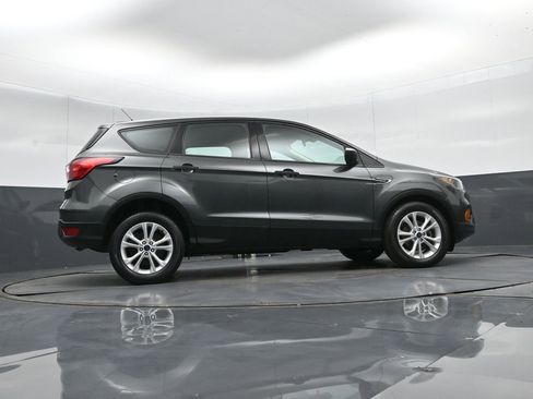 Used 2019 Ford Escape S image 48