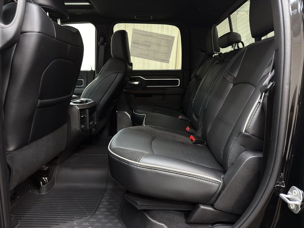 New 2025 RAM 2500 Laramie AWD/4WD image 18