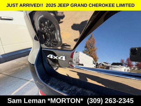New 2025 Jeep Grand Cherokee Limited image 9