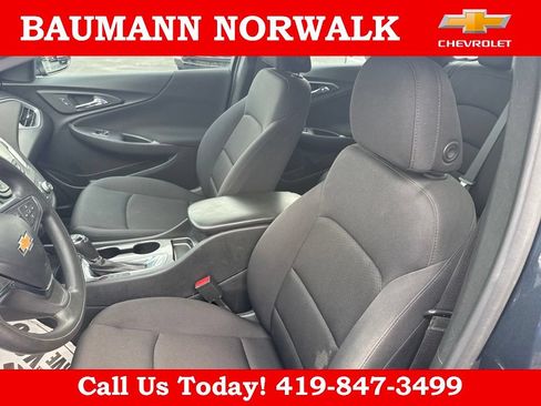 Used 2020 Chevrolet Malibu LS FWD image 17
