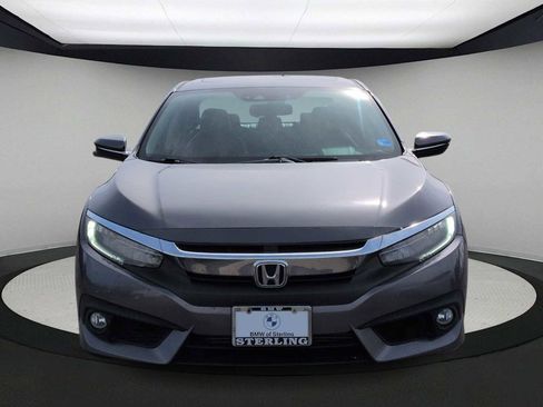 Used 2017 Honda Civic Touring image 3