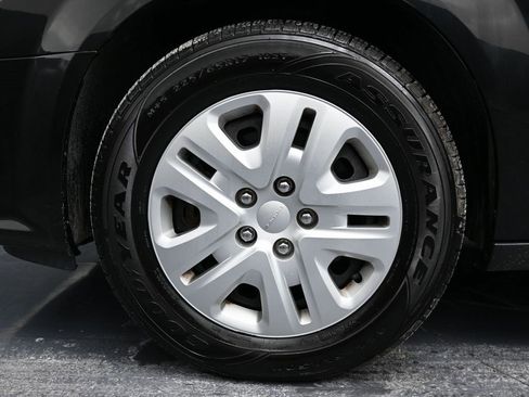 Used 2017 Dodge Grand Caravan SE w/ Power Window Group image 11