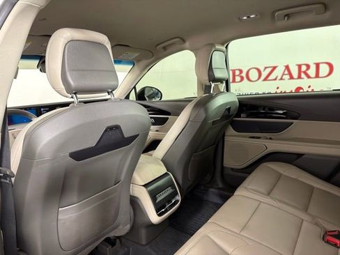 Certified 2024 Lincoln Nautilus Premier AWD/4WD image 14
