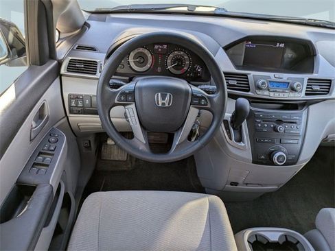 Used 2012 Honda Odyssey EX image 18