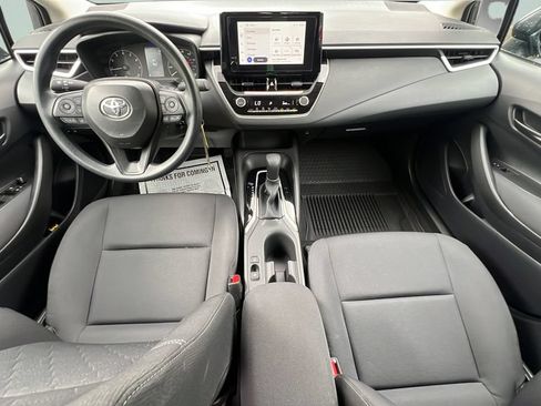 Certified 2025 Toyota Corolla LE FWD image 10