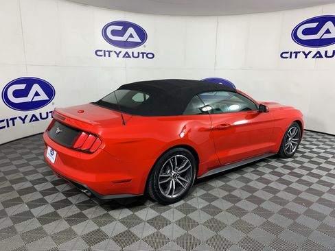 Used 2015 Ford Mustang Premium RWD image 3