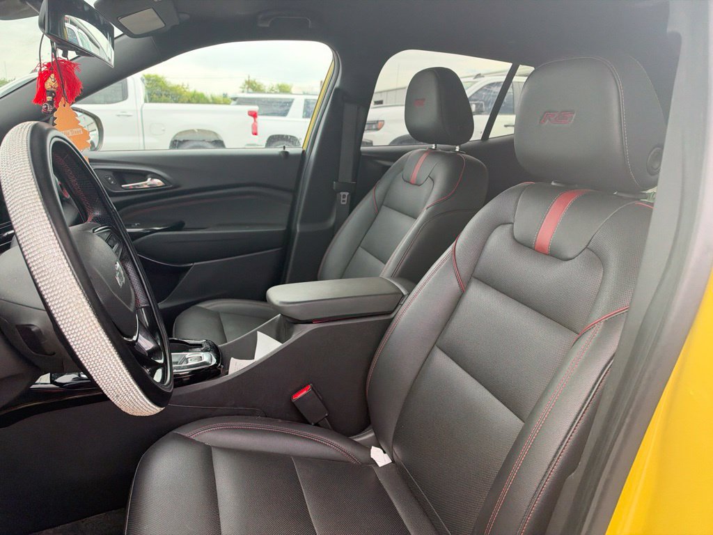 Used 2024 Chevrolet Trax RS w/ Driver Confidence Package FWD image 7