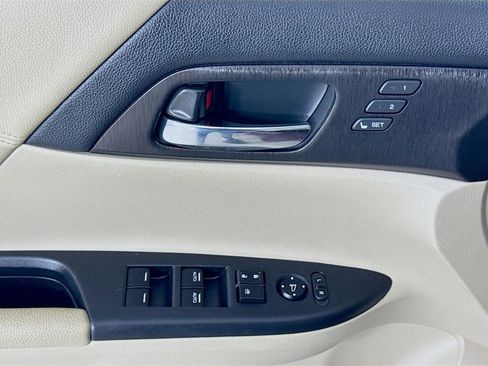 Used 2013 Honda Accord EX-L image 21