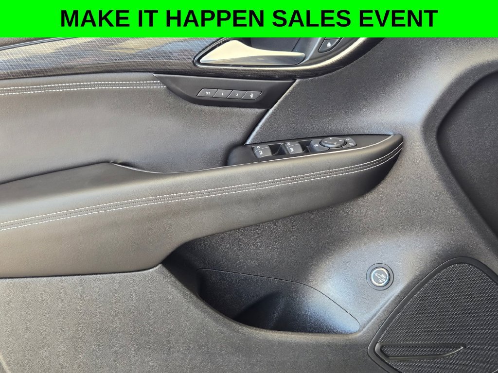 Used 2023 Buick Envision Essence w/ Sport Touring Package AWD/4WD image 11