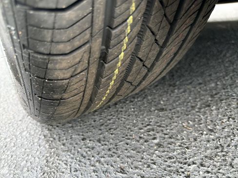 Certified 2024 Volvo S60 B5 Plus FWD image 12