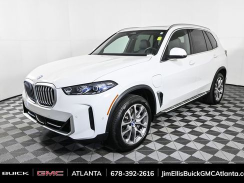 Used 2025 BMW X5 xDrive50e image 1