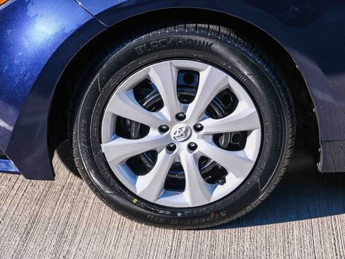 Certified 2024 Toyota Corolla LE FWD image 10