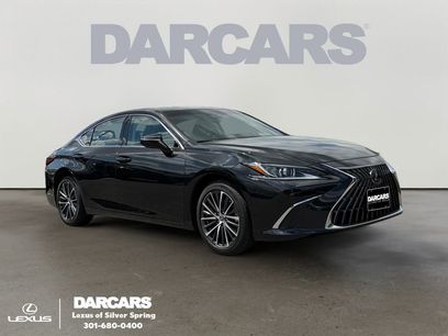 Used 2025 Lexus ES 350 w/ Premium Package