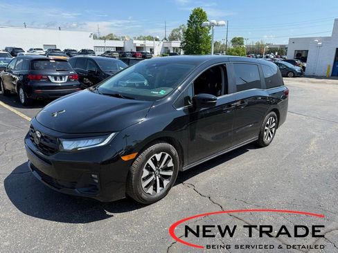 Used 2025 Honda Odyssey EX-L image 1