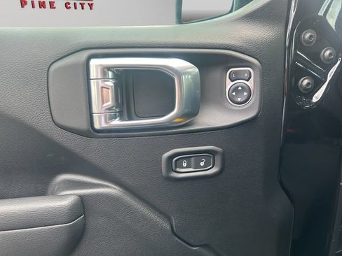 New 2026 Jeep Gladiator Sport AWD/4WD image 33