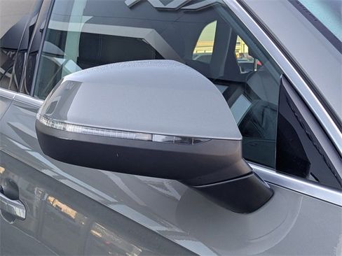 Used 2024 Audi Q5 2.0T Premium Plus image 10