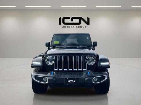 Used 2023 Jeep Wrangler Unlimited Sahara image 3