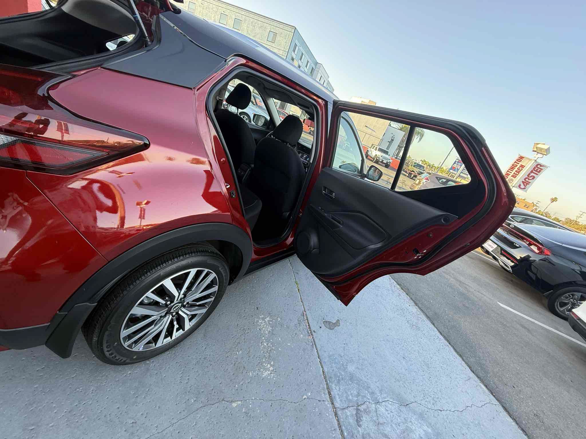 Used 2022 Nissan Kicks SV FWD image 49
