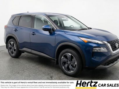 Used 2025 Nissan Rogue SV