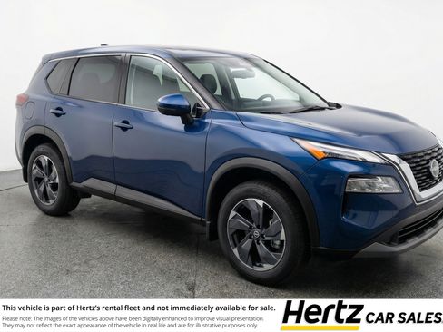 Used 2025 Nissan Rogue SV FWD image 1