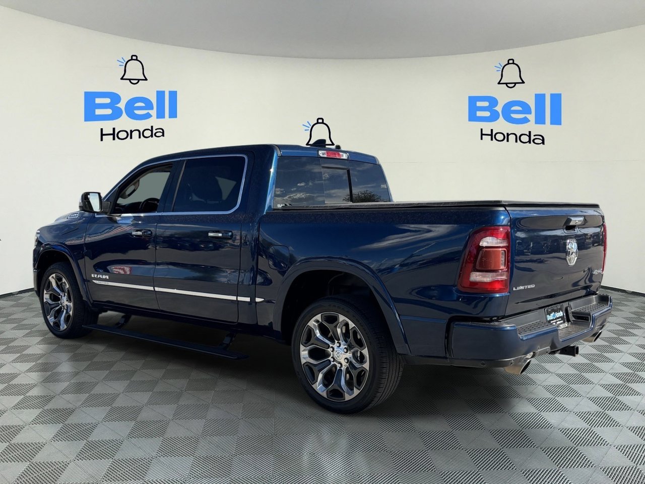 Used 2020 RAM 1500 Limited AWD/4WD image 3