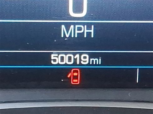 Used 2019 GMC Terrain SLE w/ Driver Convenience Package image 19