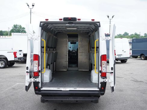 Used 2023 RAM ProMaster 3500 w/ Driver Convenience Group FWD image 10