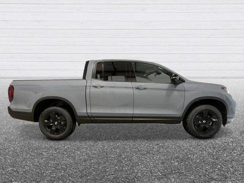 New 2026 Honda Ridgeline Black Edition image 8