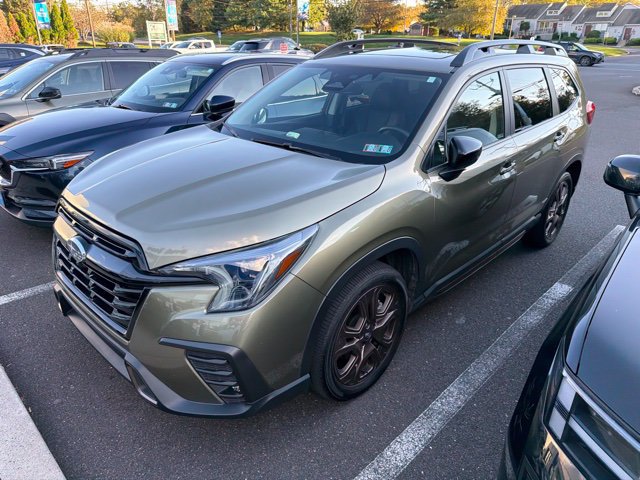 Used 2025 Subaru Ascent Bronze Edition AWD/4WD image 3