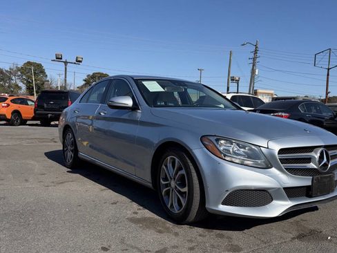 Used 2017 Mercedes-Benz C 300 Sedan image 15