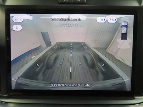 Used 2025 Ford F250 Platinum image 19