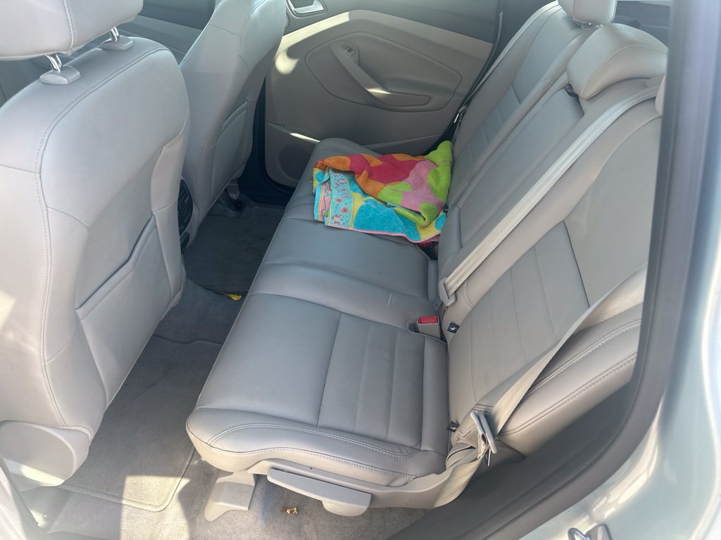 Used 2013 Ford C-MAX SEL FWD image 9