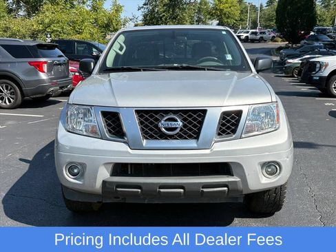 Used 2021 Nissan Frontier SV AWD/4WD image 3