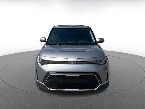 Used 2025 Kia Soul LX w/ LX Technology Package FWD image 4