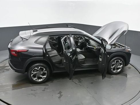 Used 2024 Chevrolet Trax LT w/ Driver Confidence Package image 65