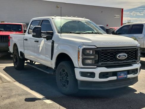 Used 2023 Ford F250 XL w/ STX Appearance Package AWD/4WD image 3