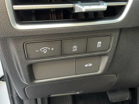 New 2025 Hyundai Sonata SE FWD image 11