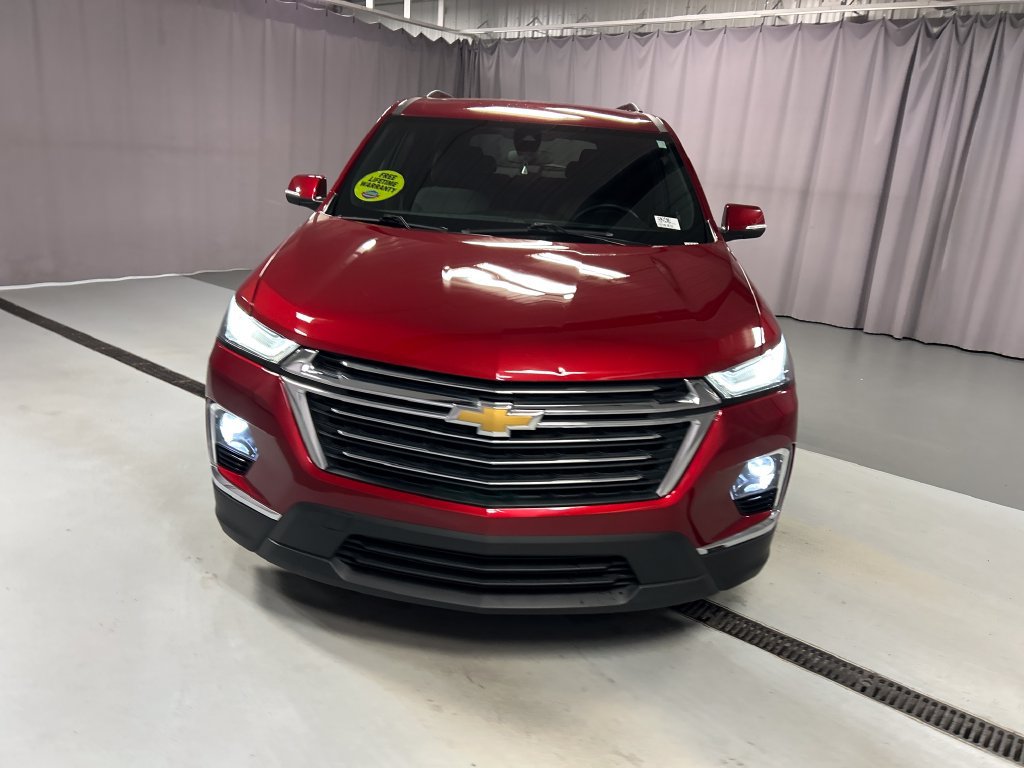 Used 2023 Chevrolet Traverse LT w/ LPO, Floor Liner Package AWD/4WD image 2