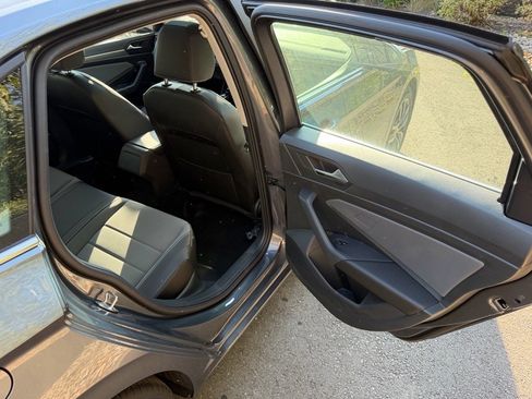 New 2025 Volkswagen Jetta SE image 13