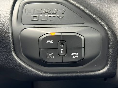 Used 2026 RAM 2500 Big Horn AWD/4WD image 17
