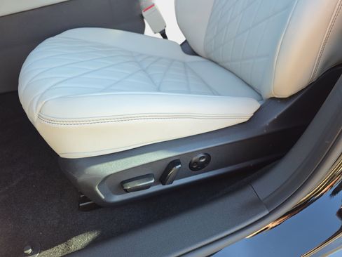 New 2026 Nissan Sentra SL w/ Floor Mat Package FWD image 27