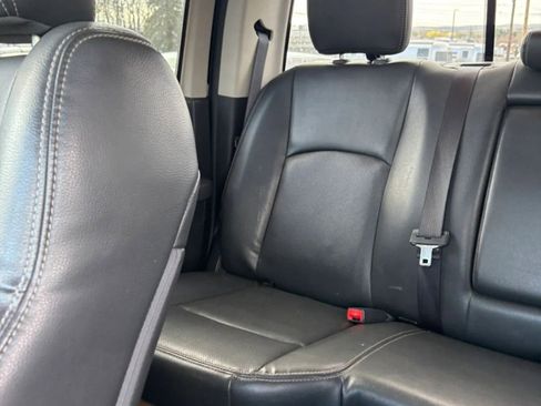 Used 2012 RAM 1500 Laramie image 30