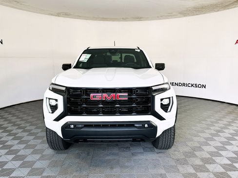 Used 2024 GMC Canyon Elevation w/ Convenience Package image 8