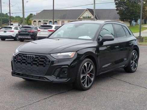 Used 2024 Audi SQ5 Premium Plus w/ Premium Plus Package AWD/4WD image 7