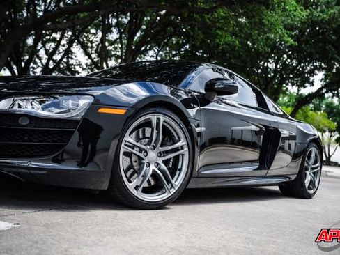 Used 2010 Audi R8 V10 AWD/4WD image 25