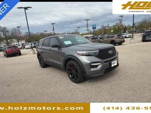 Used 2021 Ford Explorer ST w/ Equipment Group 401A AWD/4WD image 2