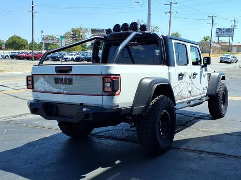 Used 2026 Jeep Gladiator Rubicon w/ Steel Power Dome Hood Package AWD/4WD image 4