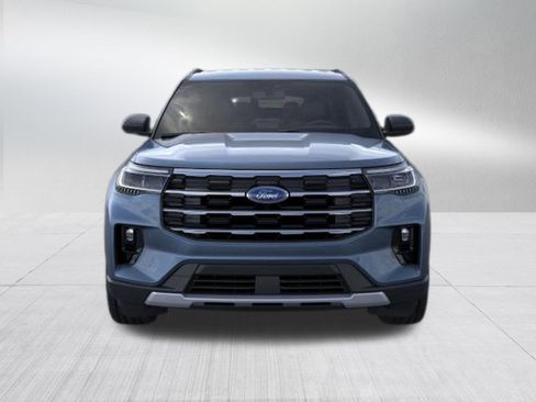 New 2026 Ford Explorer Active image 2