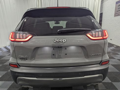 Used 2019 Jeep Cherokee Limited image 8